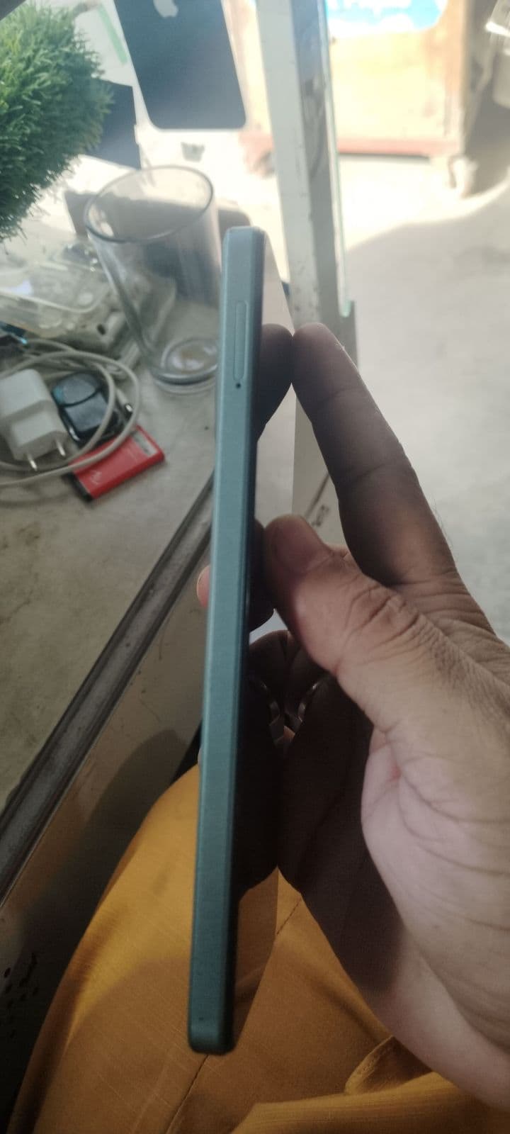 Xiaomi Redmi A3x 4GB / 128GB in Aurora Green — photo 2