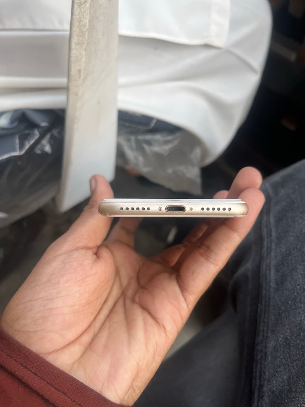 Apple iPhone 7 32GB in Rose Gold — photo 3
