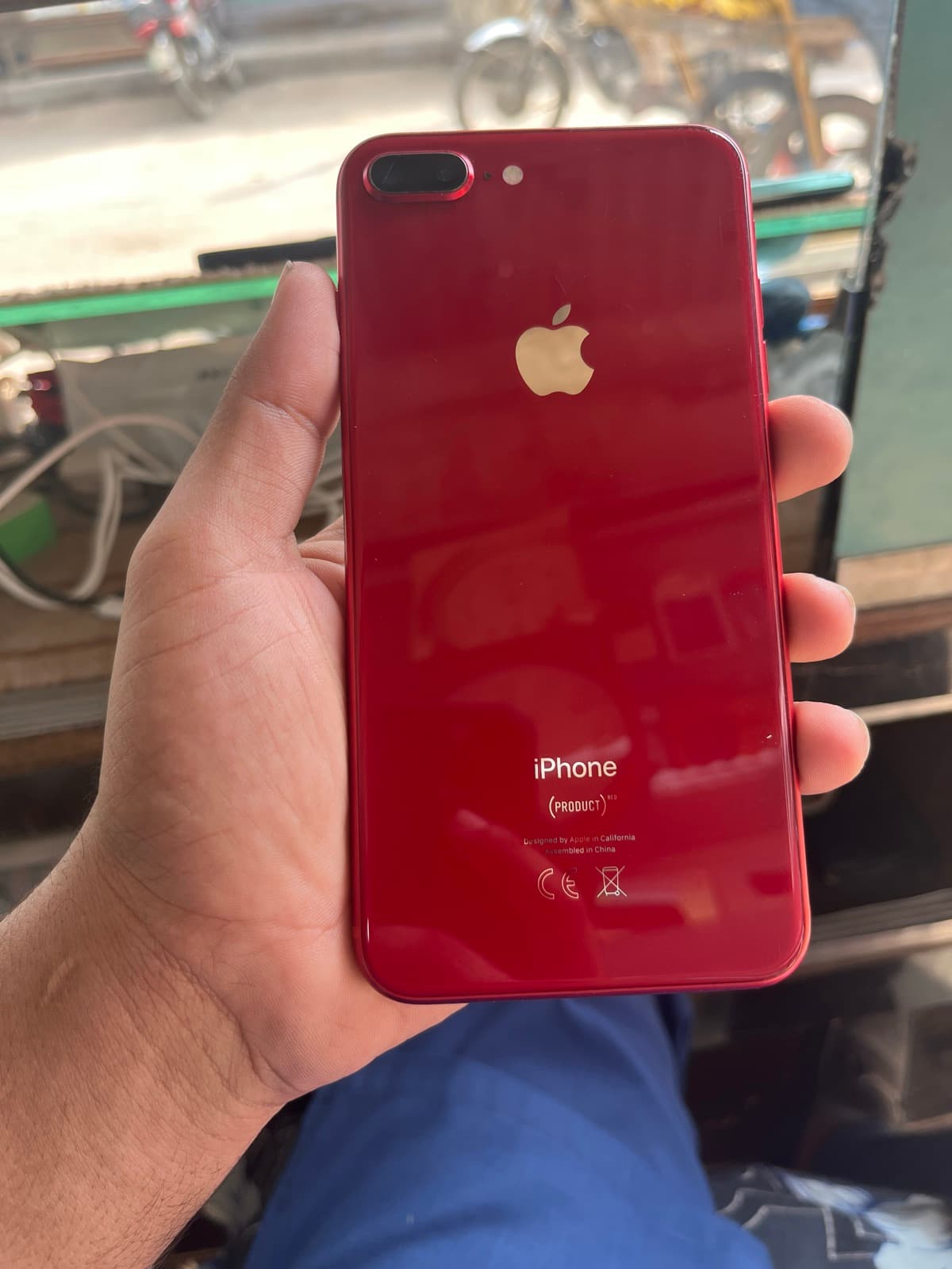 iPhone 8 Plus · 256GB