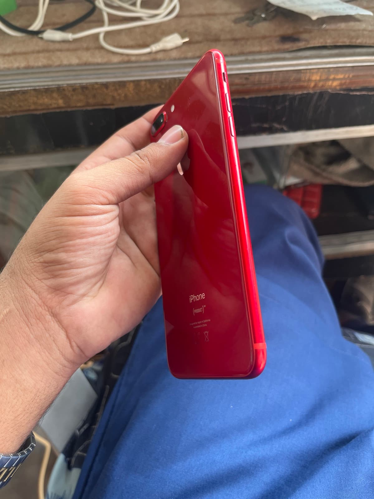 Apple iPhone 8 Plus 256GB in (PRODUCT)RED — photo 3