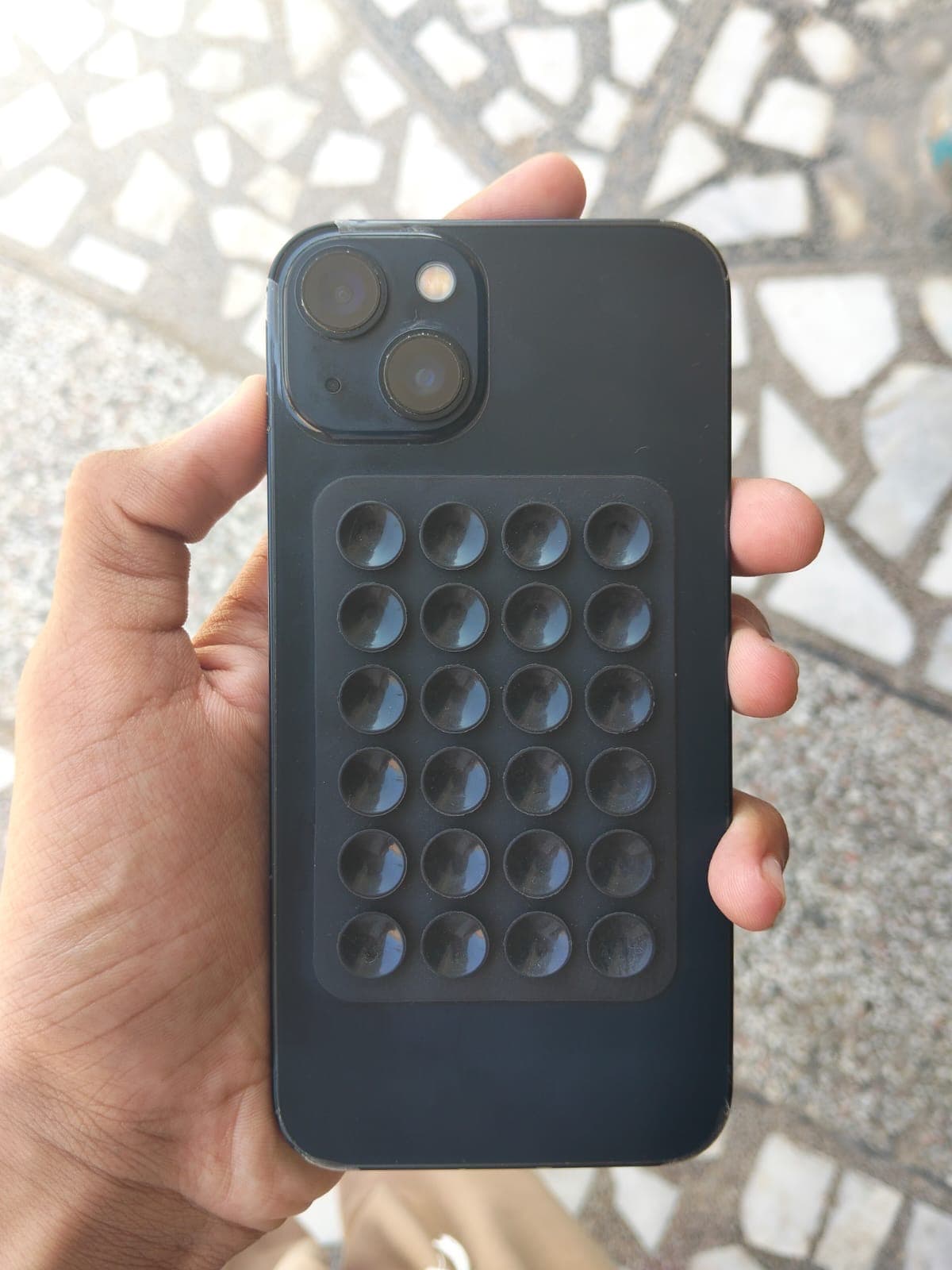 iPhone 13 · 128GB