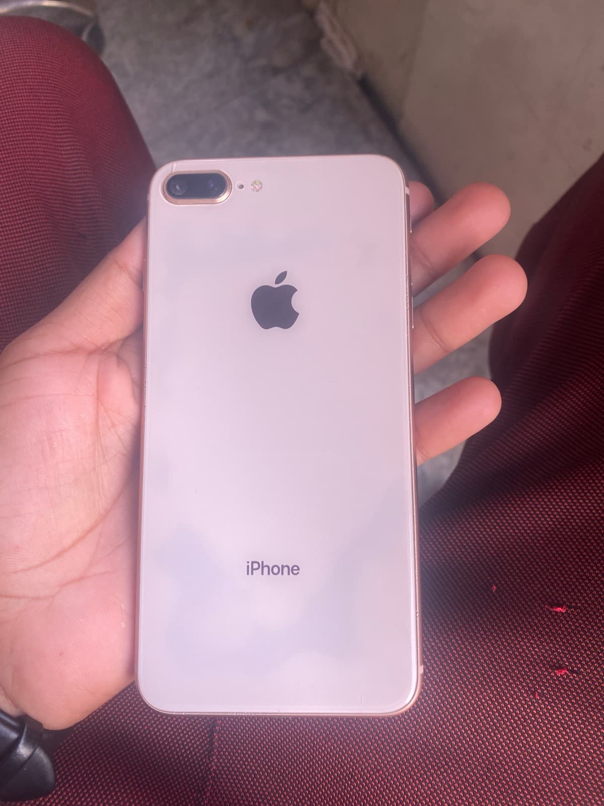iPhone 8 Plus · 64GB