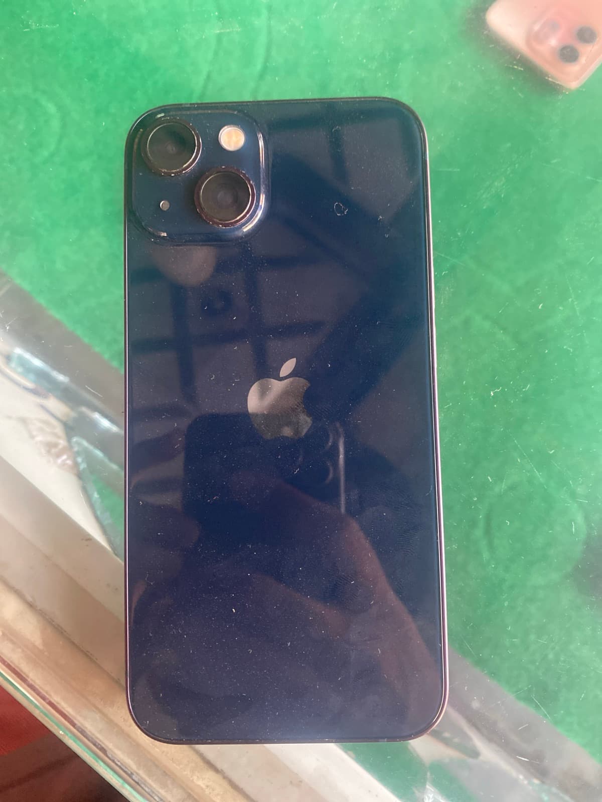 iPhone 13 · 128GB