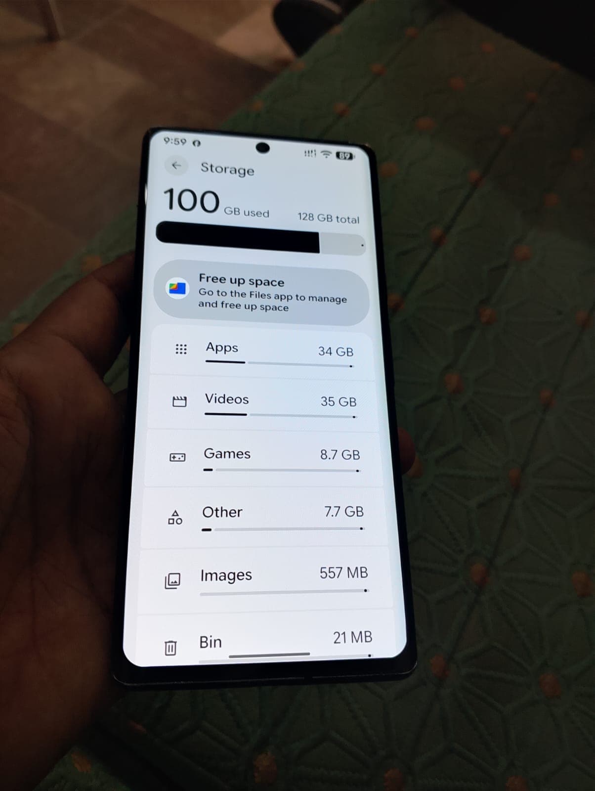 Google Pixel 6 Pro 12GB / 128GB in Stormy Black — photo 2