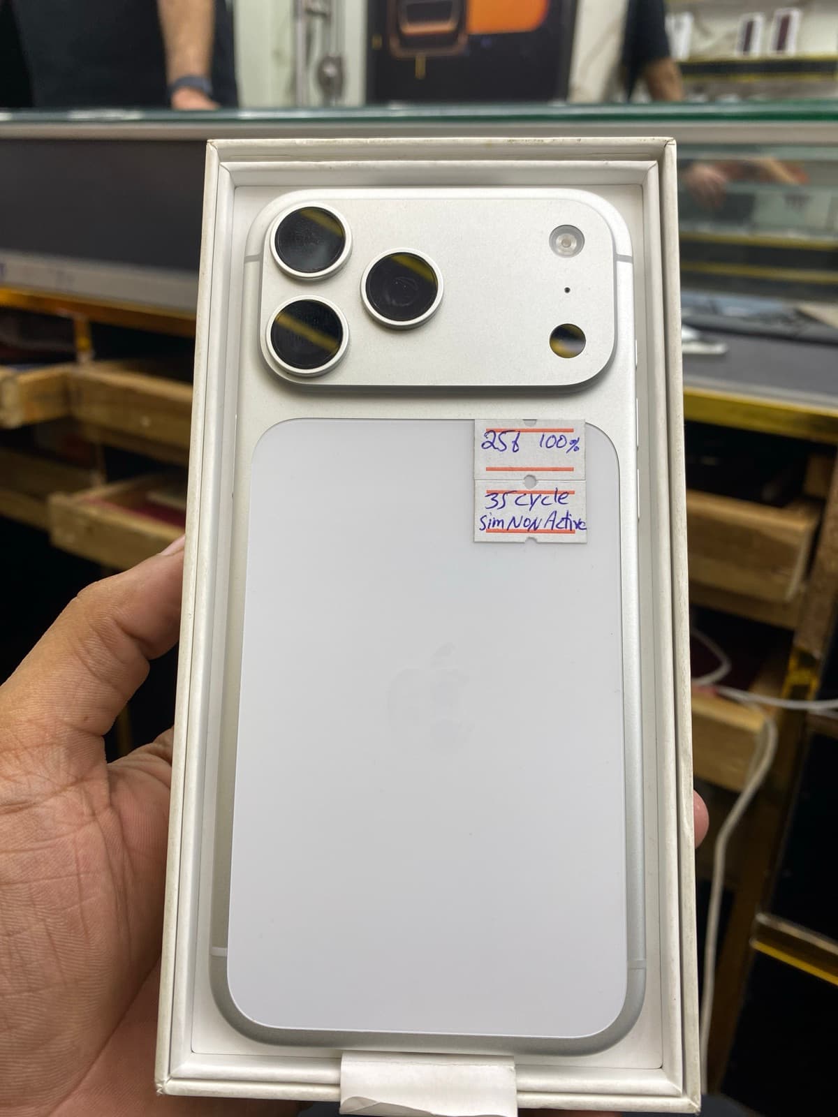 Apple iPhone 17 Pro Max 256GB in Silver — photo 3