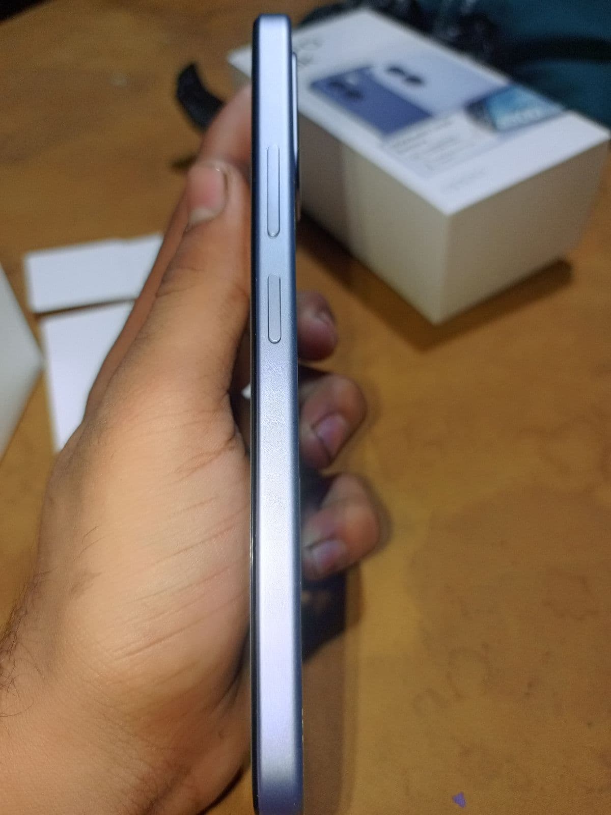 Oppo A6k 6GB / 128GB in Crystal Blue — photo 4