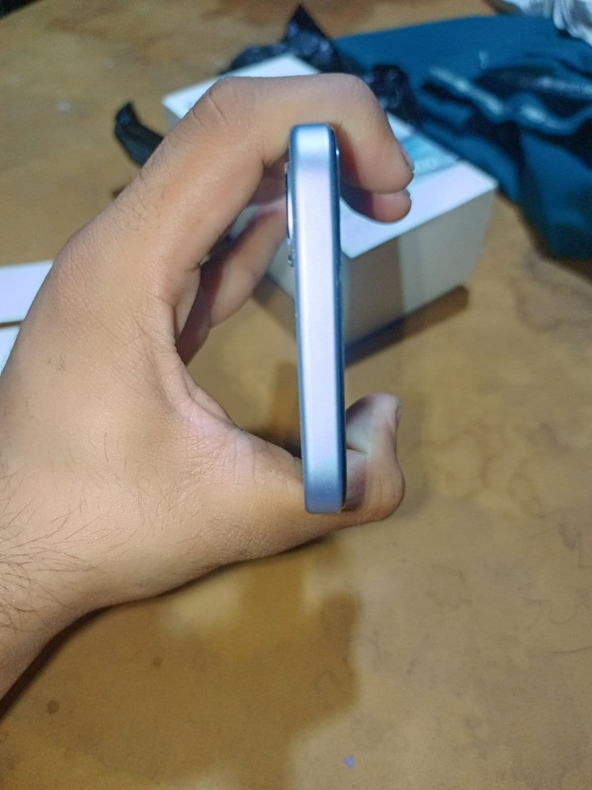 Oppo A6k 6GB / 128GB in Crystal Blue — photo 5