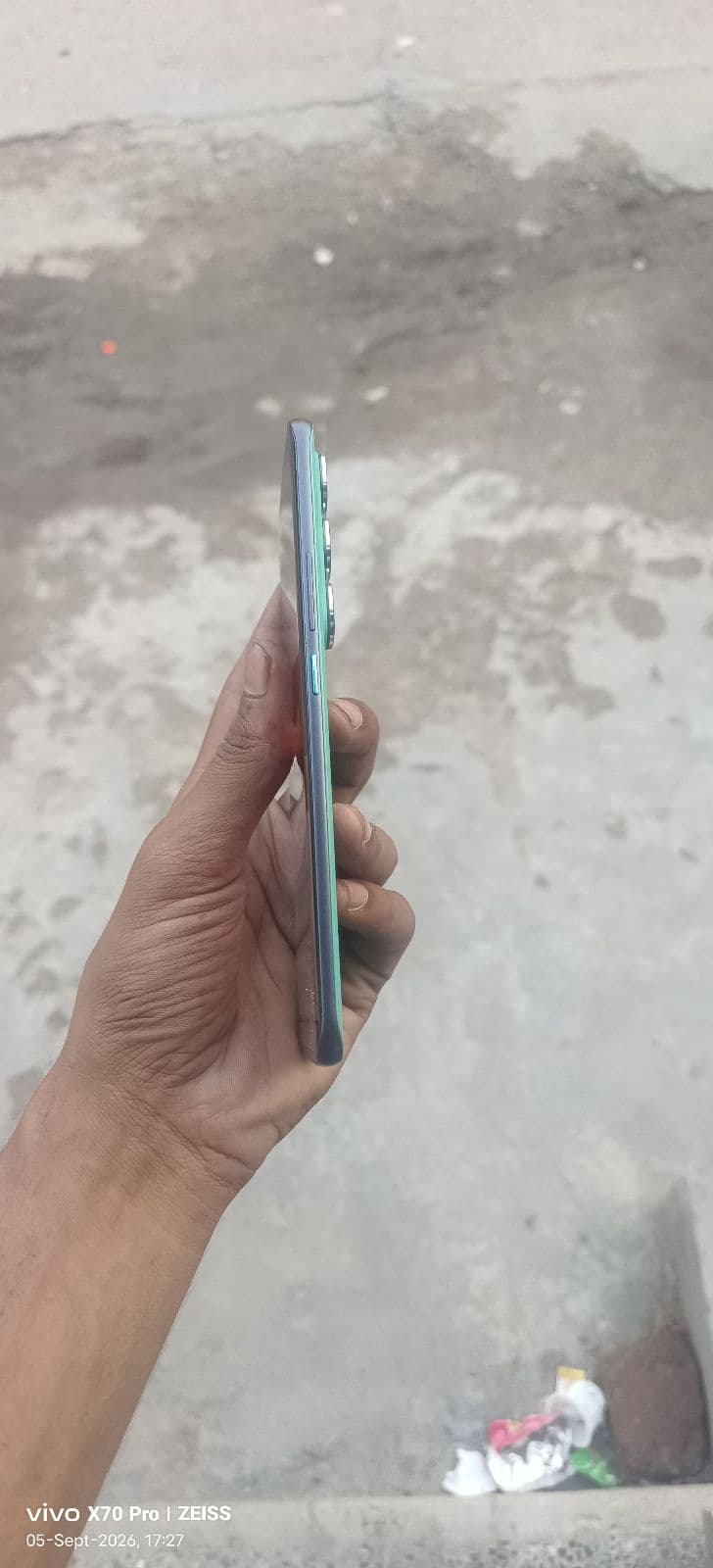 Infinix Hot 60 Pro 8GB / 256GB in Aurora Green — photo 3