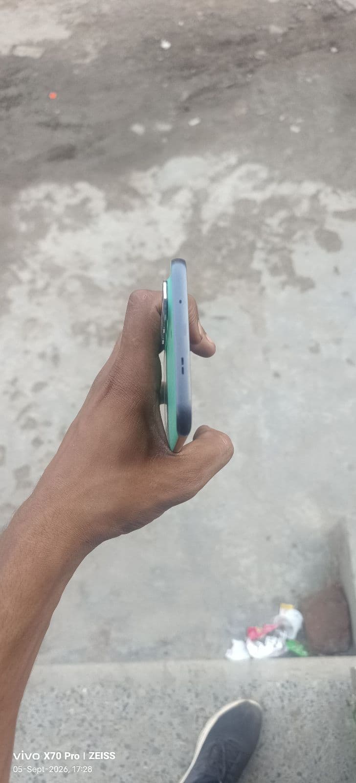 Infinix Hot 60 Pro 8GB / 256GB in Aurora Green — photo 5