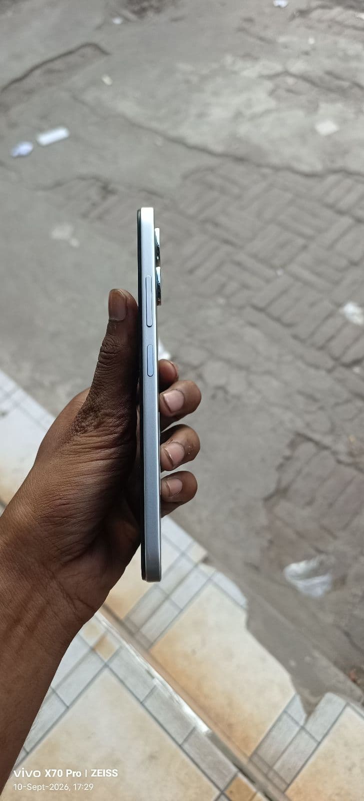 Infinix Smart 20 4GB / 64GB in Polaris Titanium — photo 2