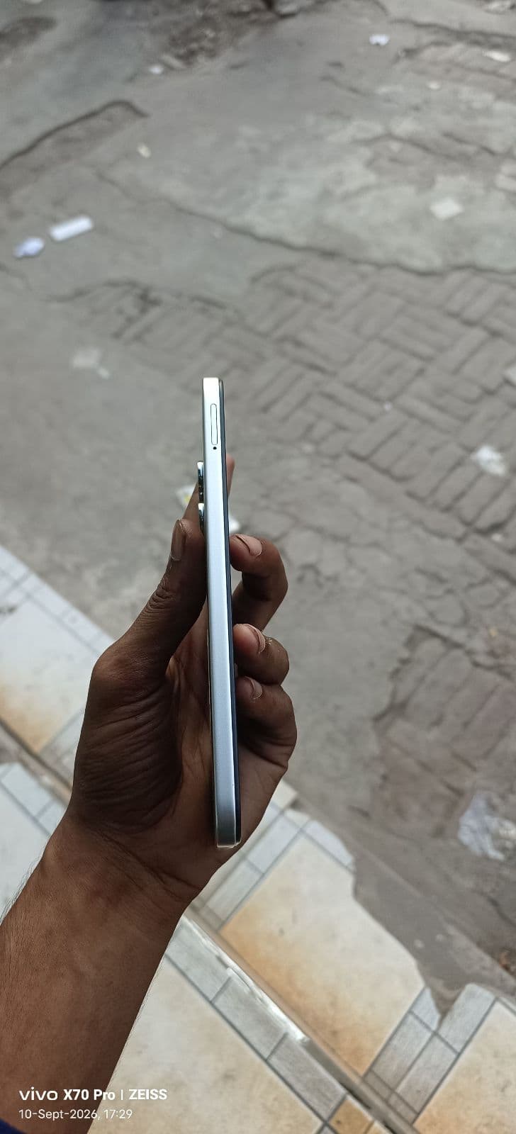 Infinix Smart 20 4GB / 64GB in Polaris Titanium — photo 4