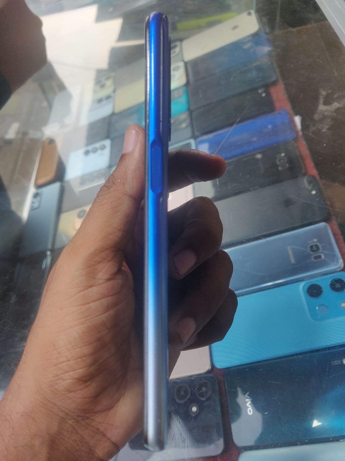 Oppo A54 4GB / 128GB in Starry Blue — photo 4