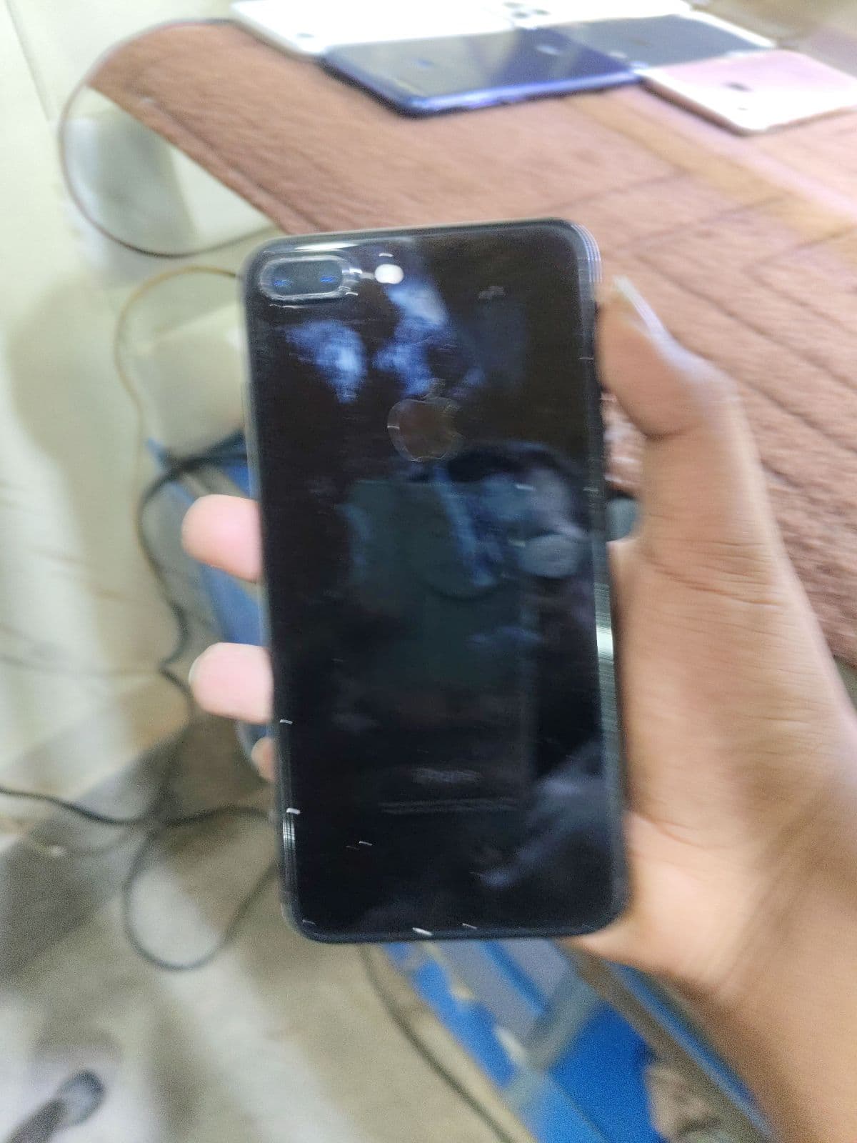 iPhone 7 · 32GB