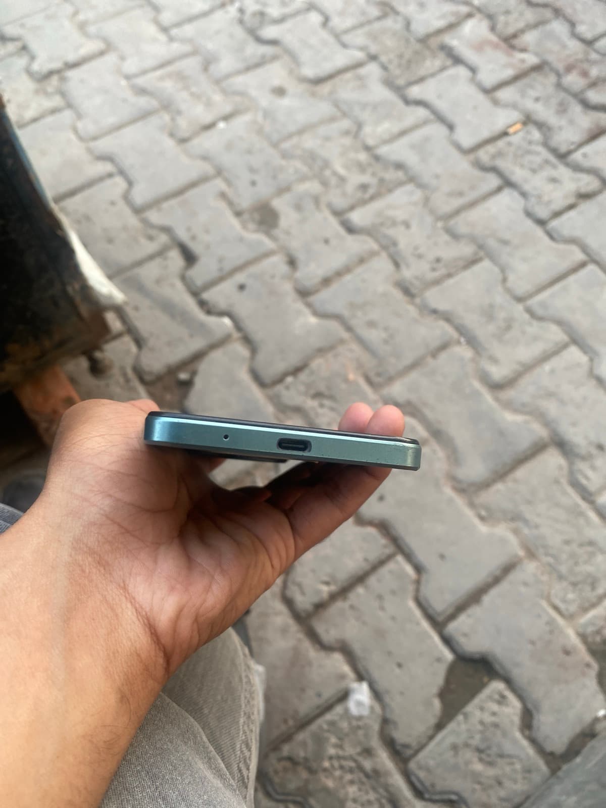 Xiaomi Redmi A3 4GB/64GB in Forest Green — photo 3