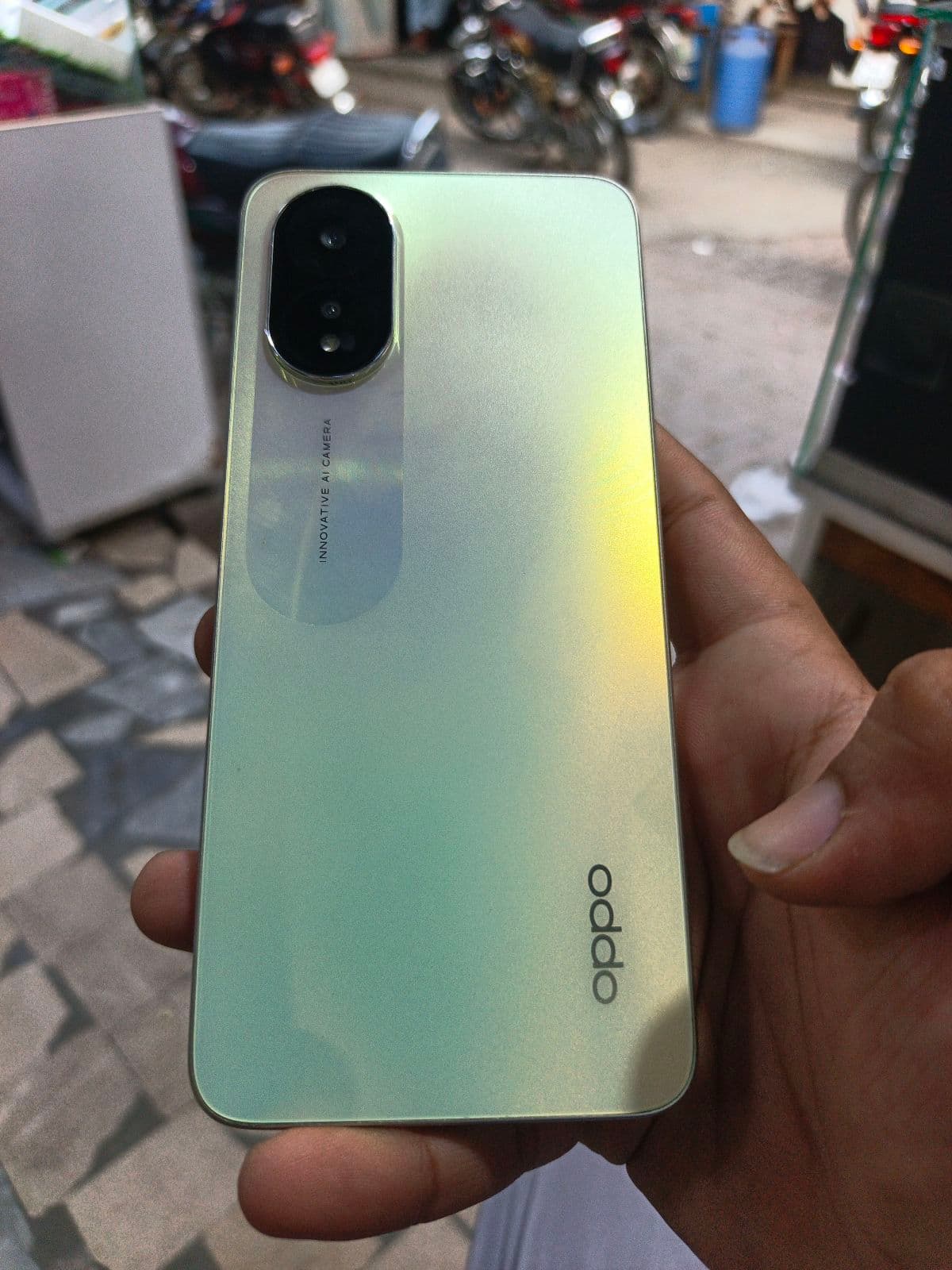Oppo A38 6GB / 128GB in Glowing Gold — photo 1