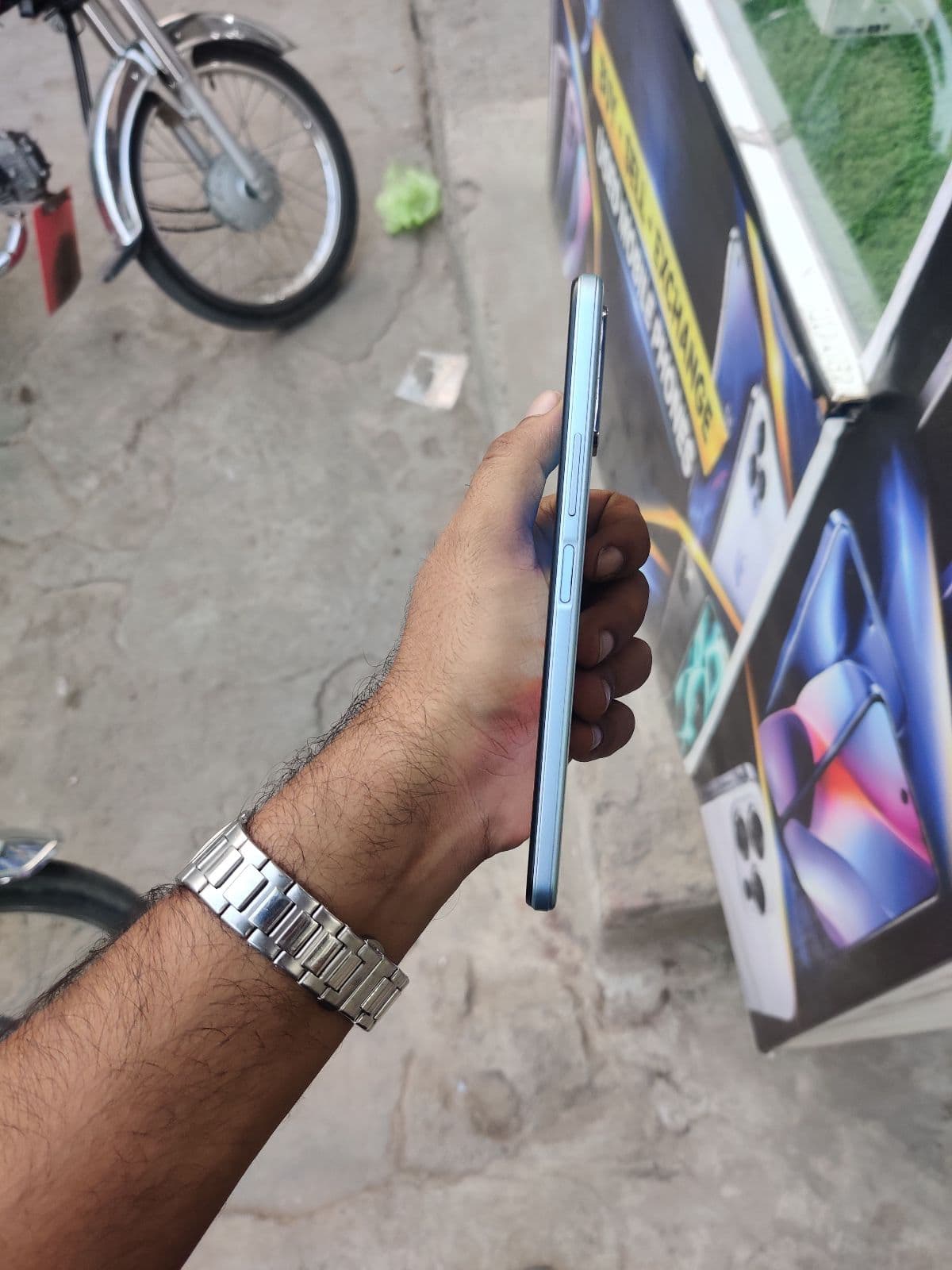 Vivo Y21 4GB / 64GB in Diamond Glow — photo 4