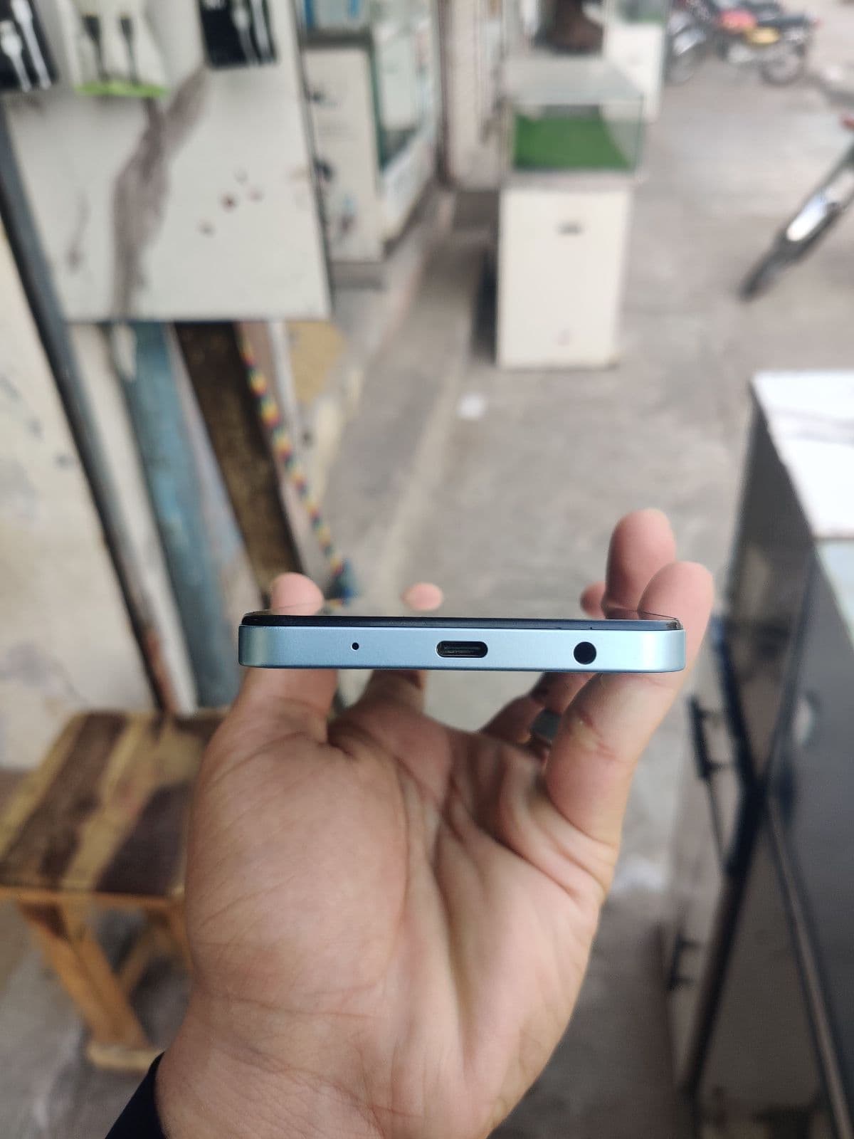 Xiaomi Redmi A5 4GB / 64GB in Ocean Blue — photo 3