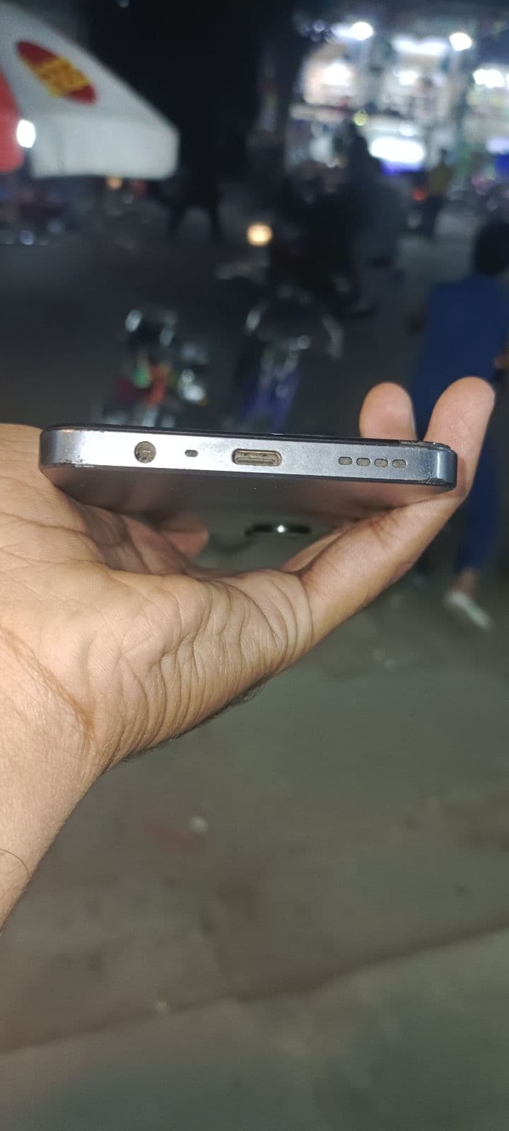 Realme Note 60x 4GB / 128GB in Marble Black — photo 3