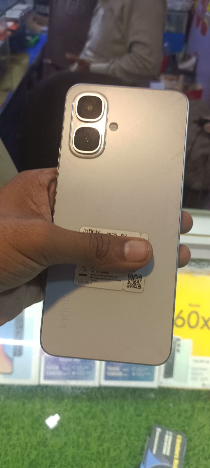 Infinix Smart 10 Plus · 4GB / 64GB