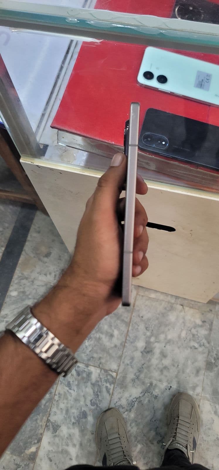 Infinix Note 50 8GB / 256GB in Titanium Grey — photo 3