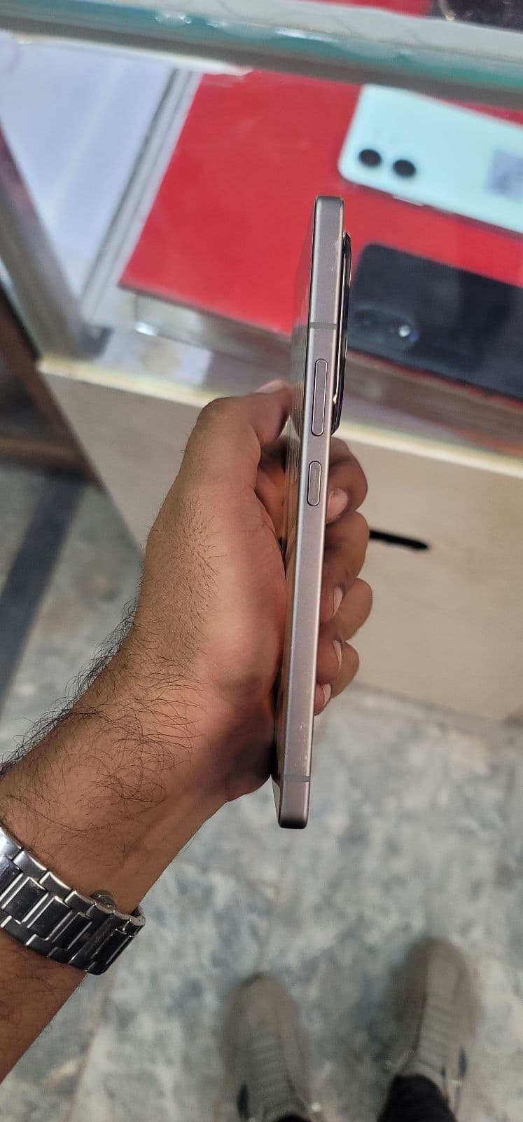 Infinix Note 50 8GB / 256GB in Titanium Grey — photo 4
