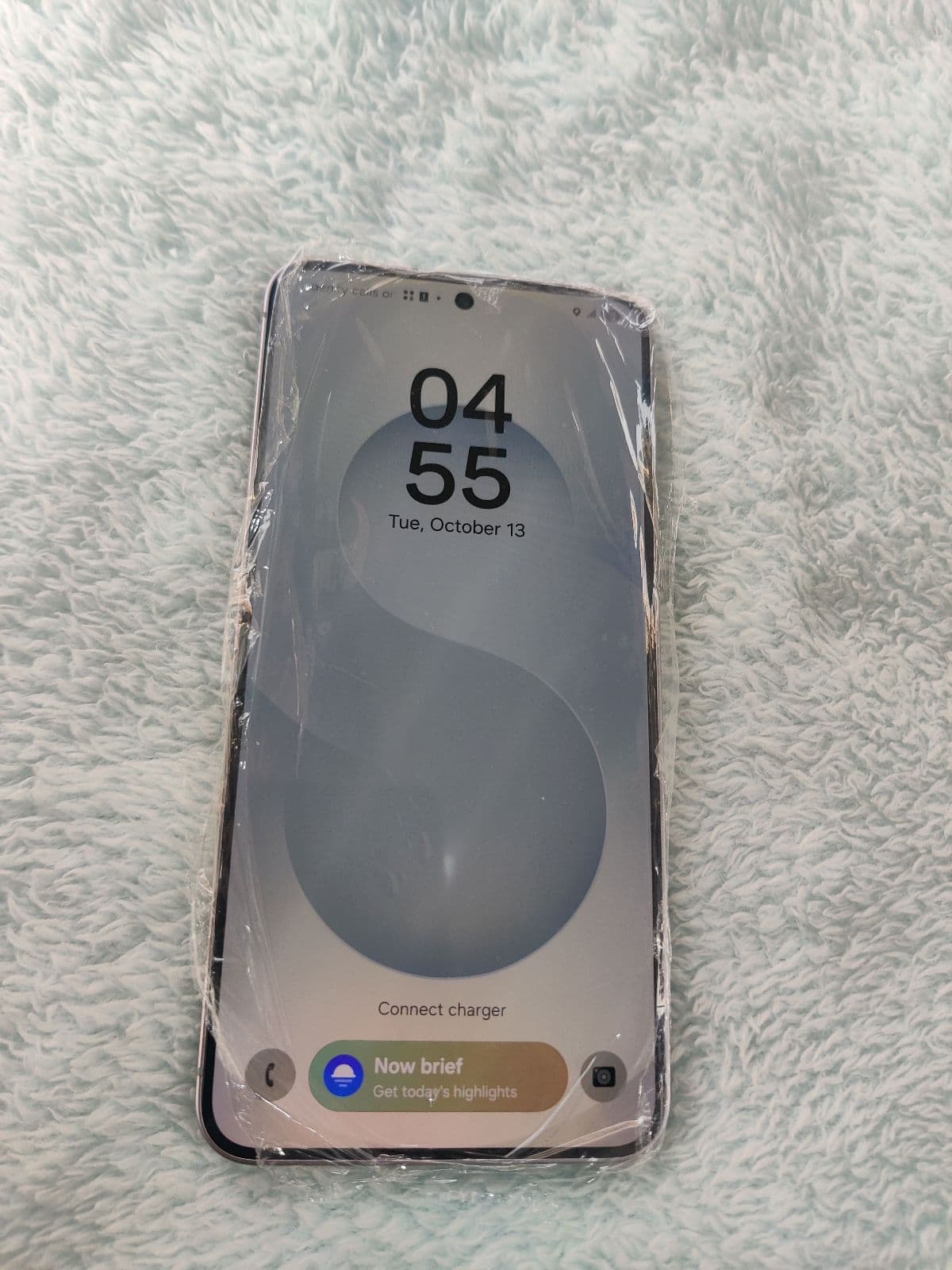 Samsung Galaxy S25 12GB / 128GB in Silver Shadow — photo 2