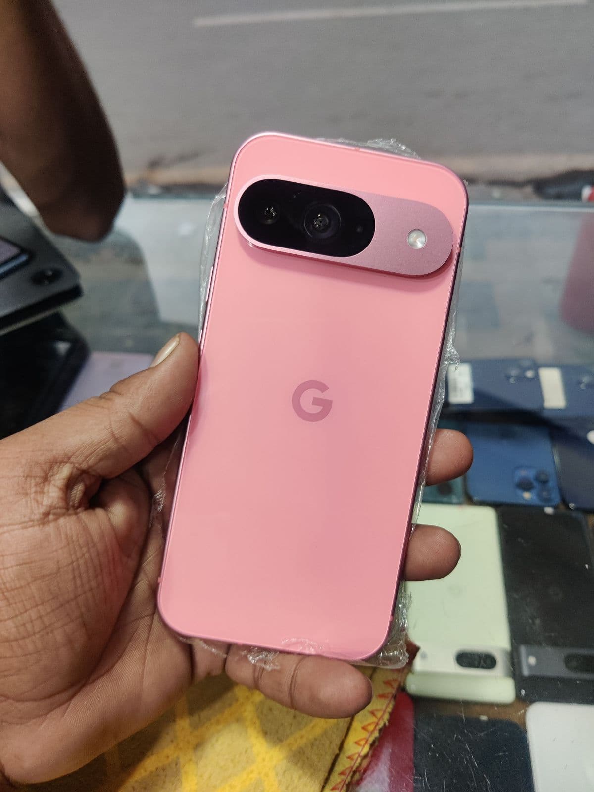 Pixel 9 · 12GB / 128GB