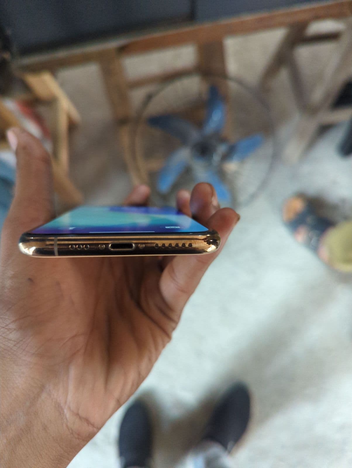 Apple iPhone 11 Pro 256GB in Gold — photo 3