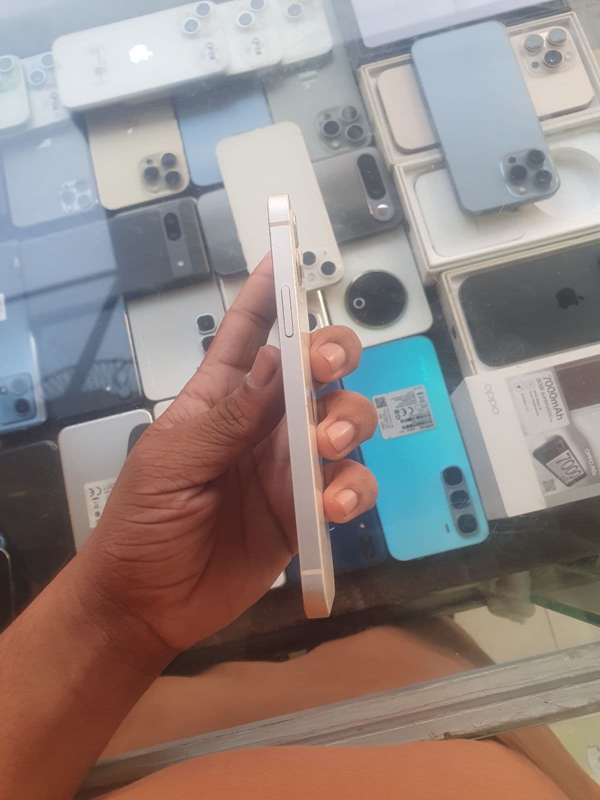 Apple iPhone 12 128GB in White — photo 2