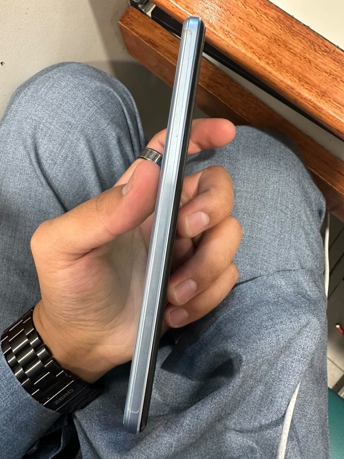 Vivo Y33s 8GB / 128GB in Midday Dream — photo 4