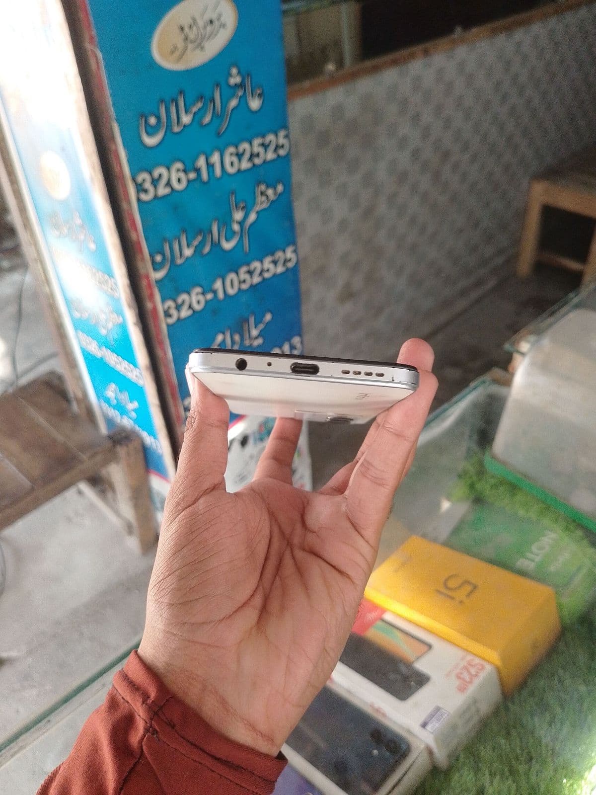 Infinix Note 12 8GB / 128GB in Snowfall — photo 3
