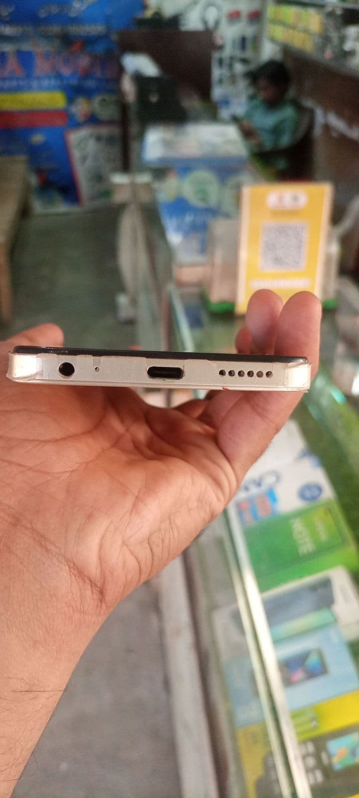 Tecno Spark Go 2024 4GB / 64GB in Mystery White — photo 3