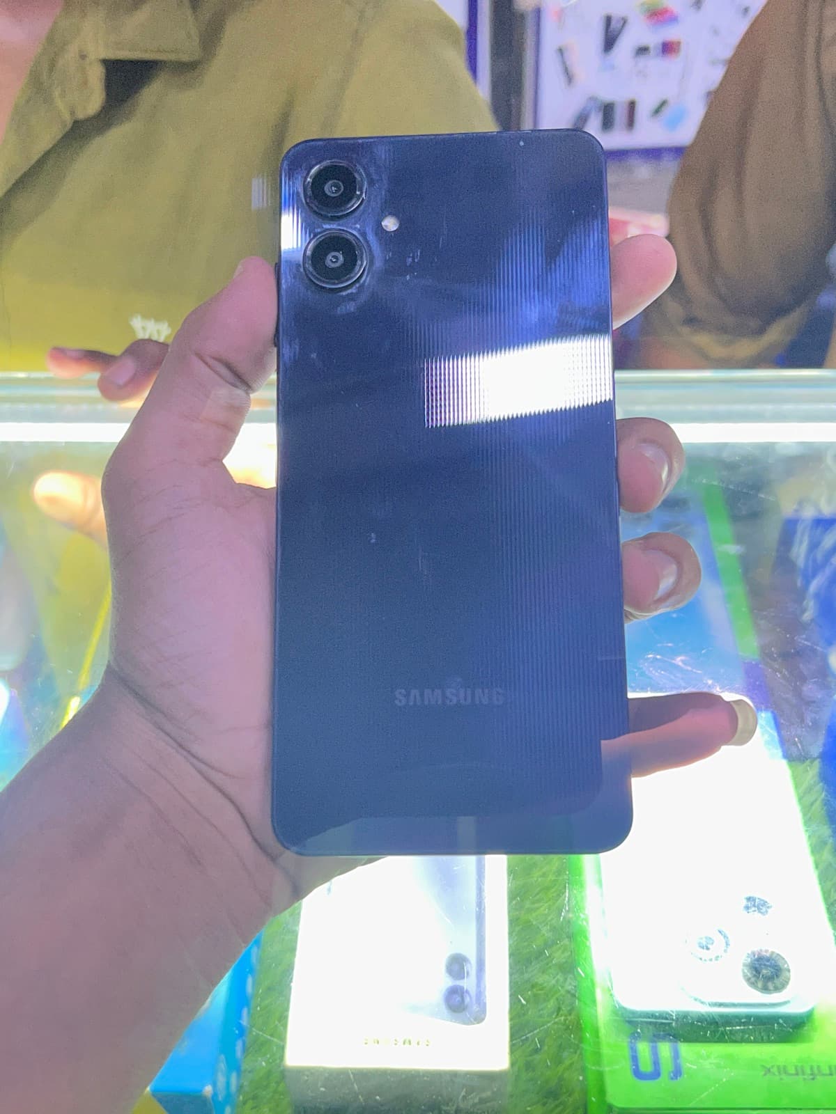 Galaxy A06 · 6GB / 128GB