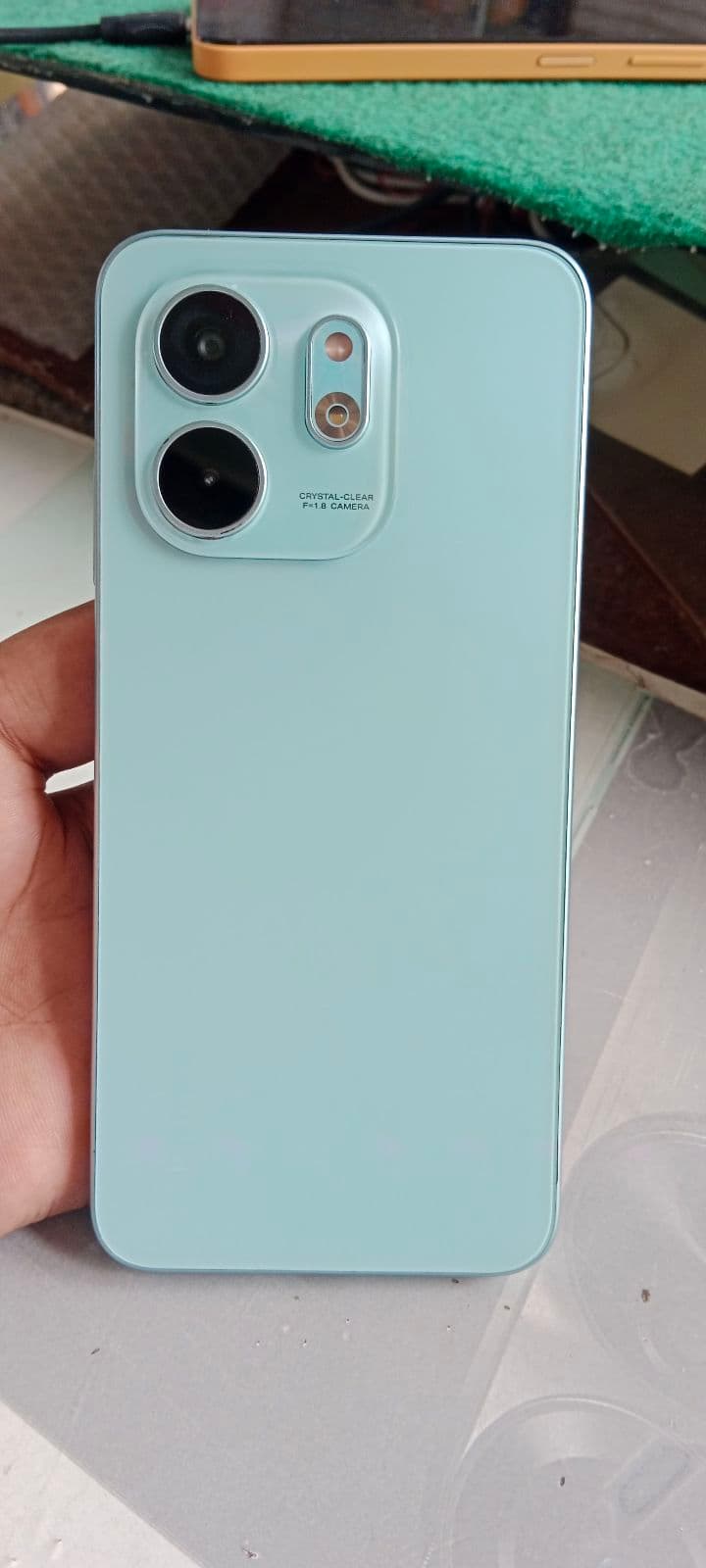 Infinix Smart 9 HD · 4GB / 64GB