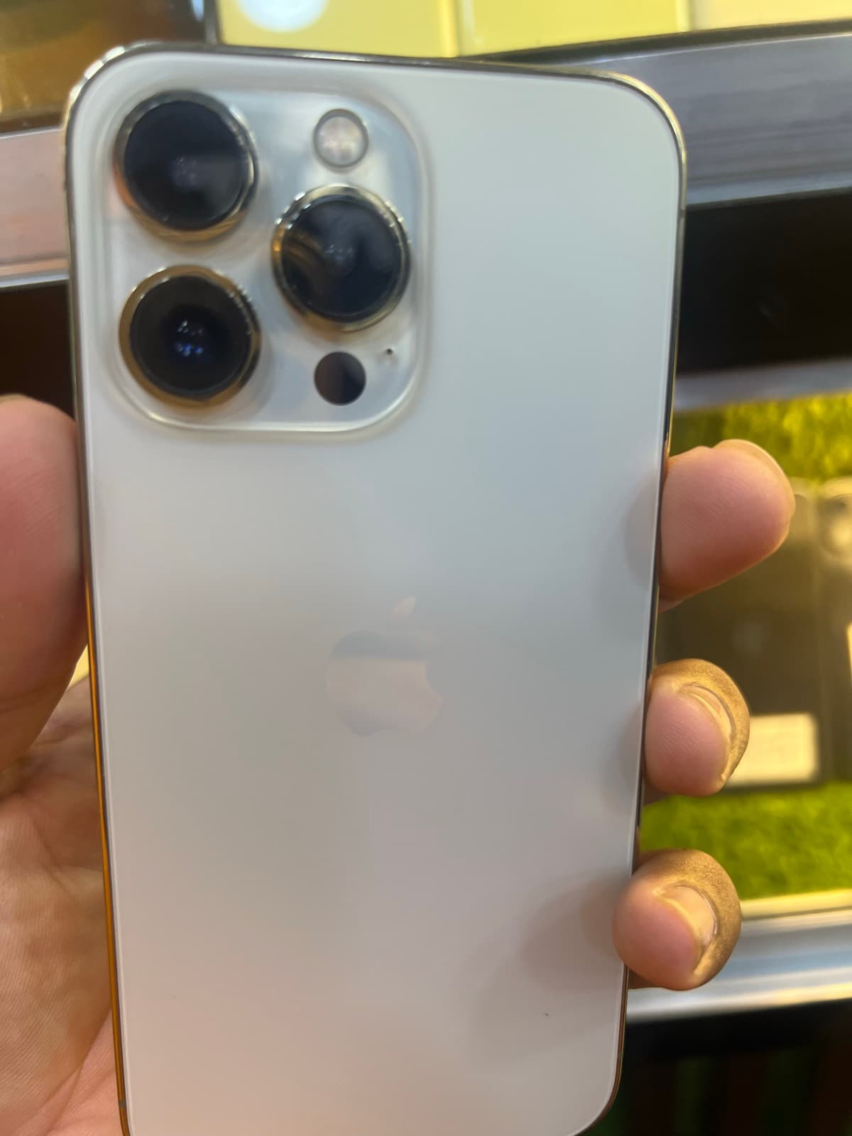 iPhone 13 Pro · 1TB