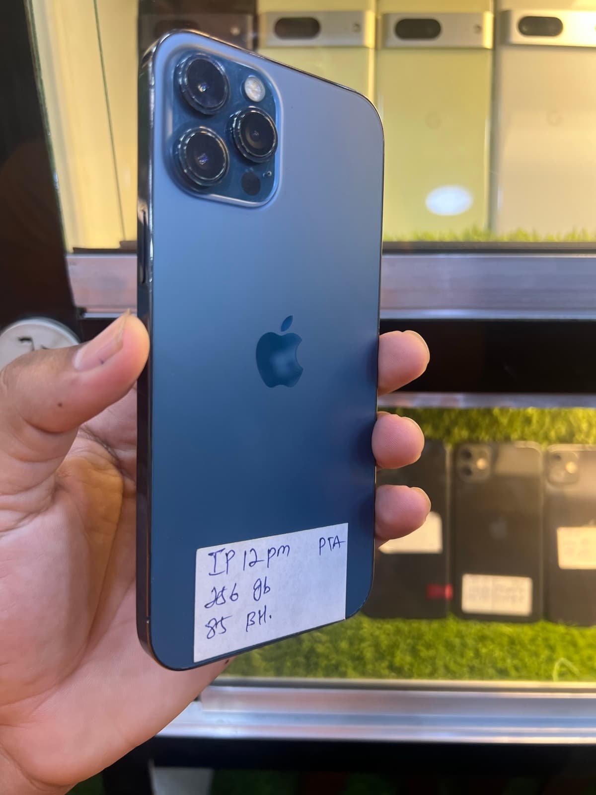 Apple iPhone 12 Pro Max 256GB in Pacific Blue — photo 4