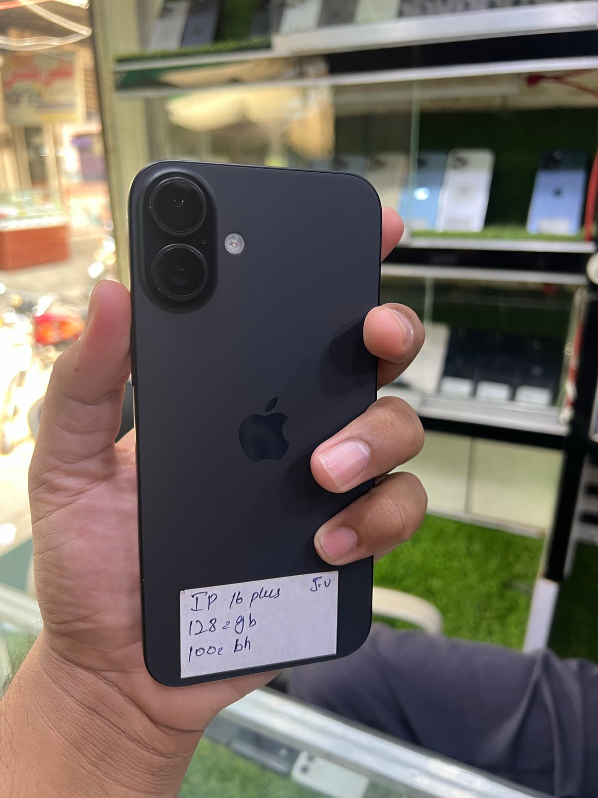 iPhone 16 Plus · 128GB