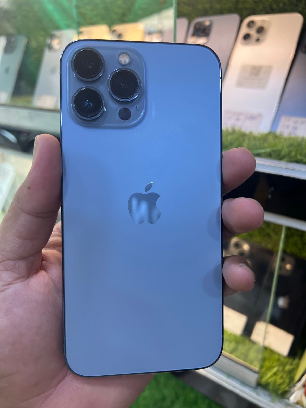 iPhone 13 Pro Max · 256GB