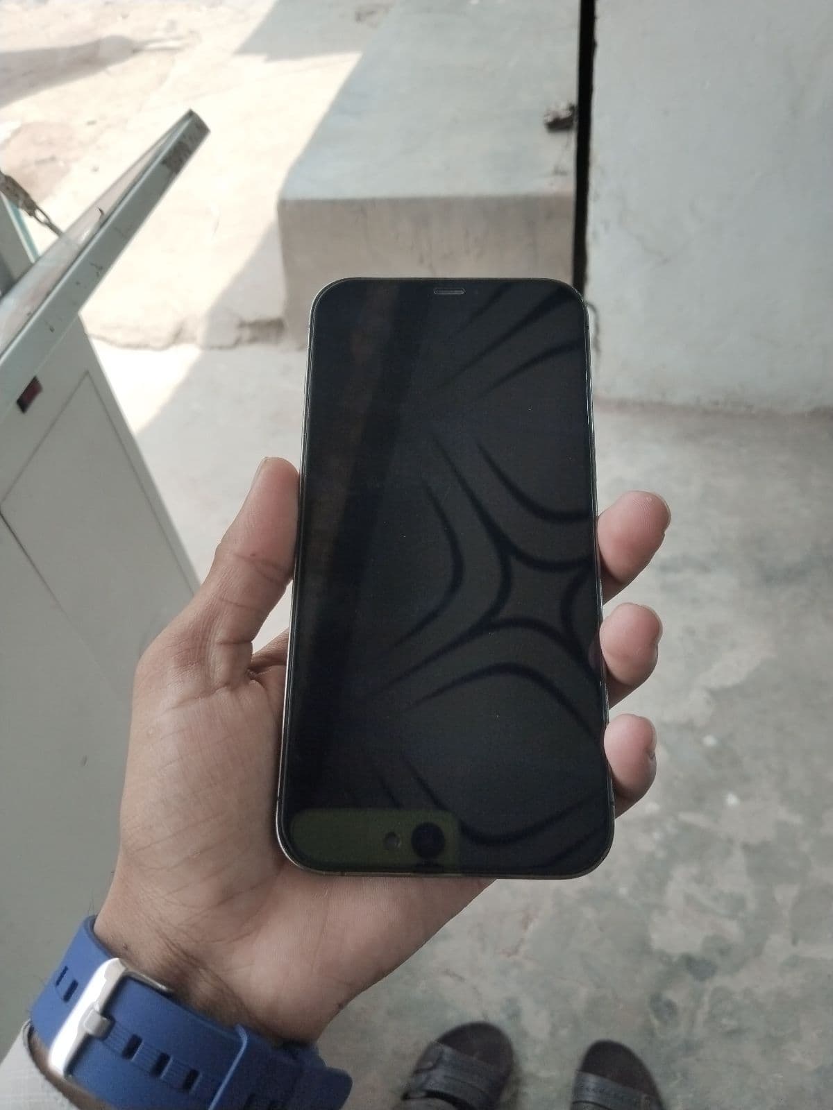 Apple iPhone 12 Pro Max 512GB in Graphite — photo 2