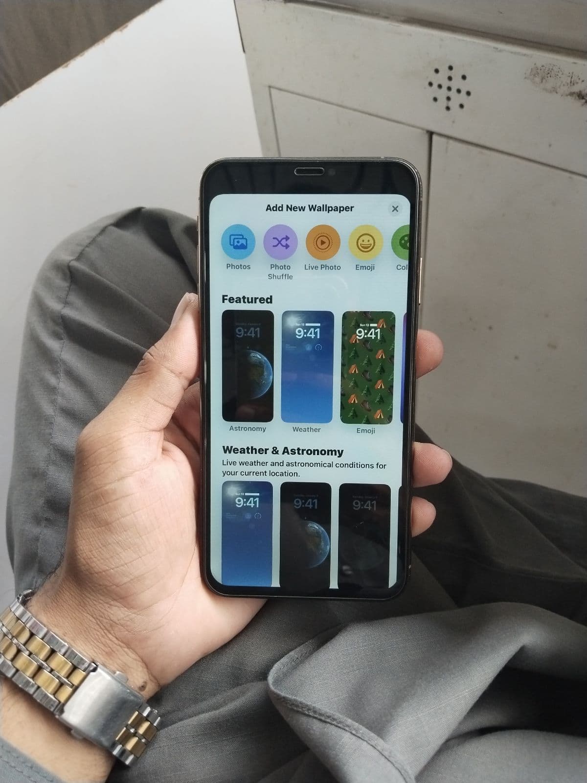 Apple iPhone XS Max 256GB in Gold — photo 3
