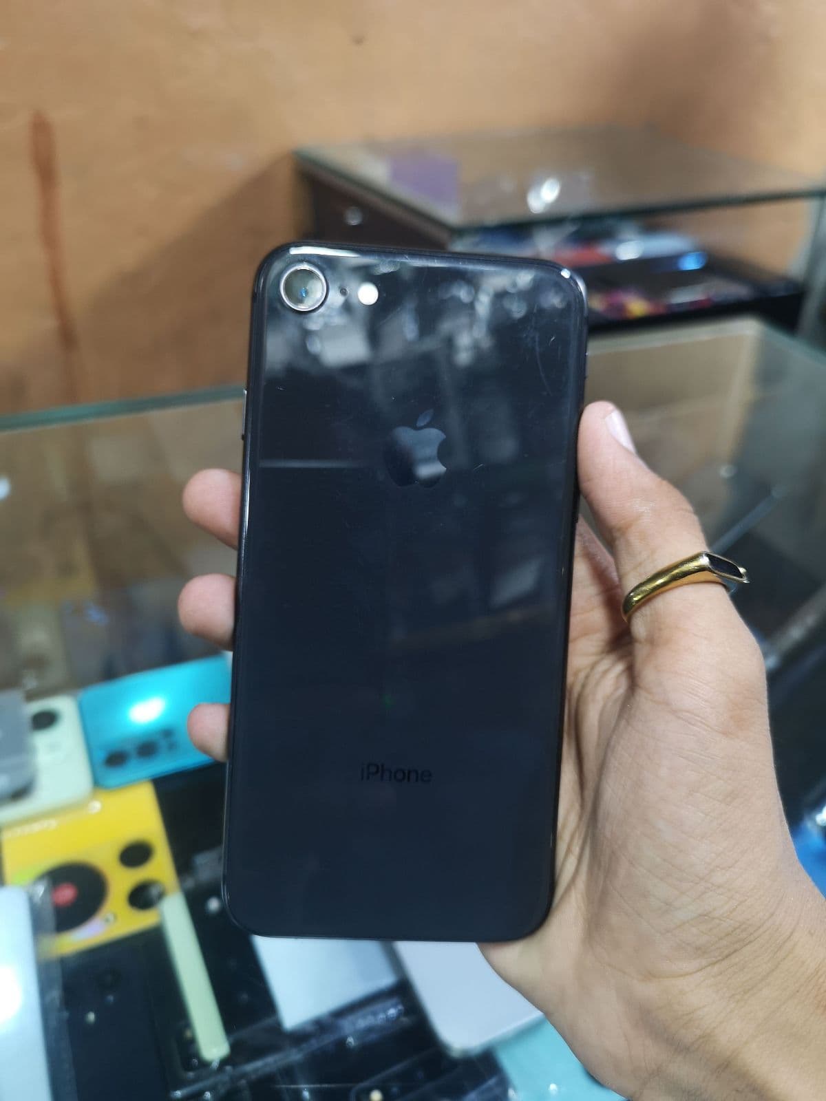 Apple iPhone 8 64GB in Space Gray — photo 2