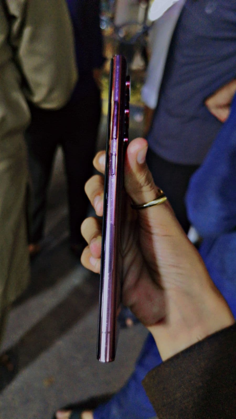Samsung Galaxy S22 Ultra 12GB / 256GB in Burgundy — photo 4