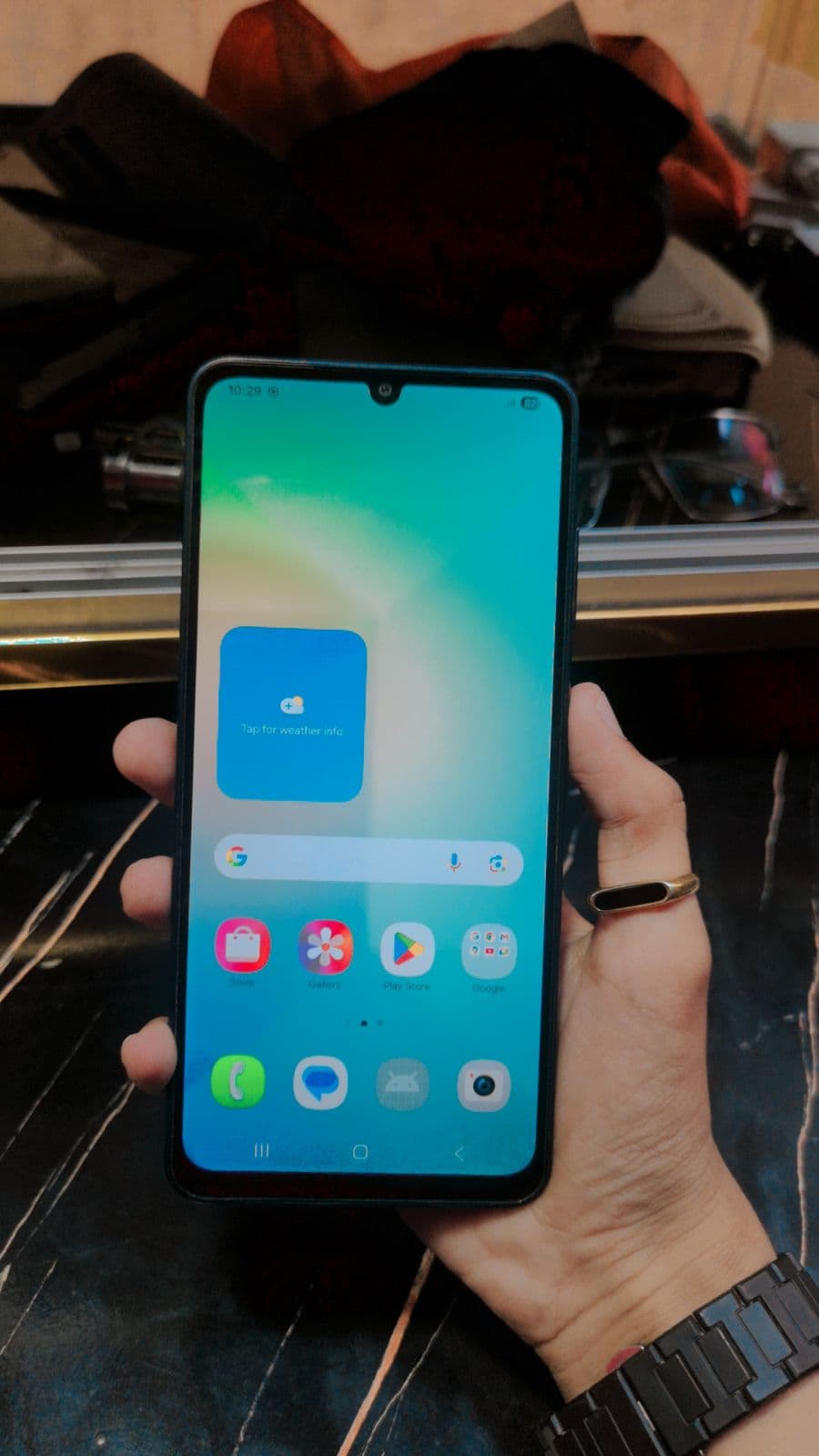 Galaxy A06 · 4GB / 128GB