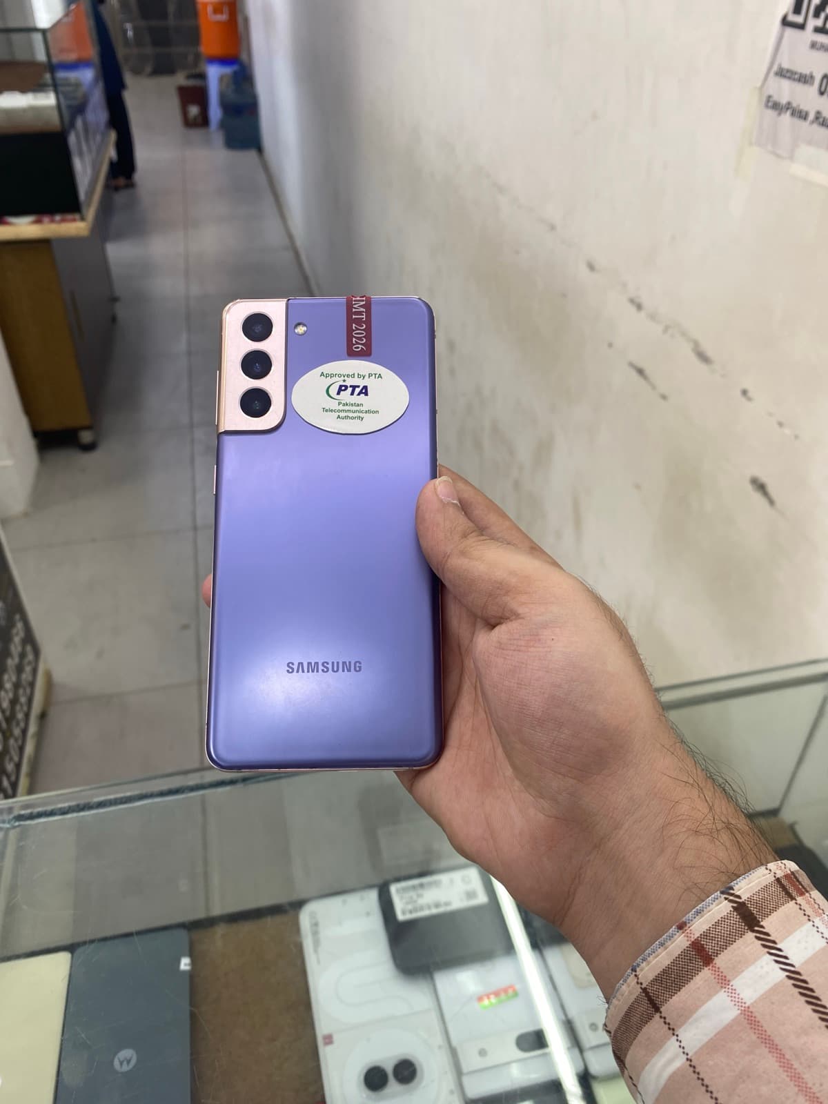 Samsung Galaxy S21 8GB / 128GB in Phantom Violet — photo 1