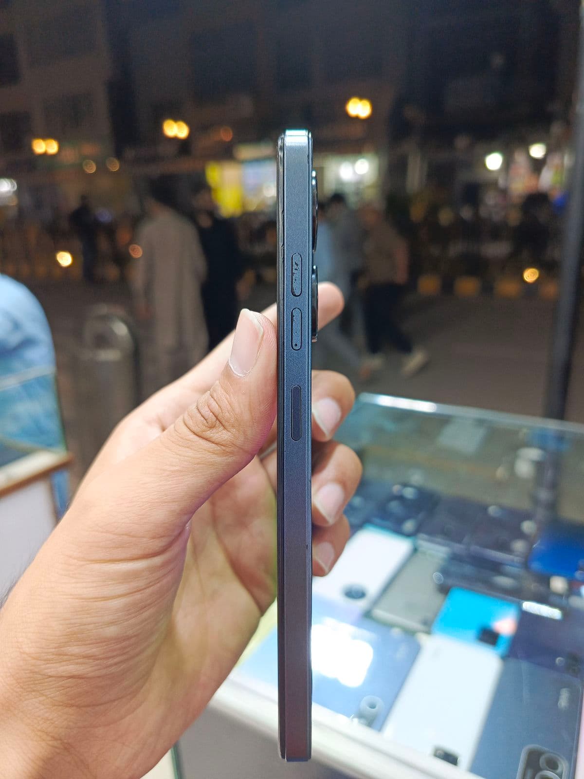 Tecno Spark 20C 4GB / 128GB in Moonlit Black — photo 2