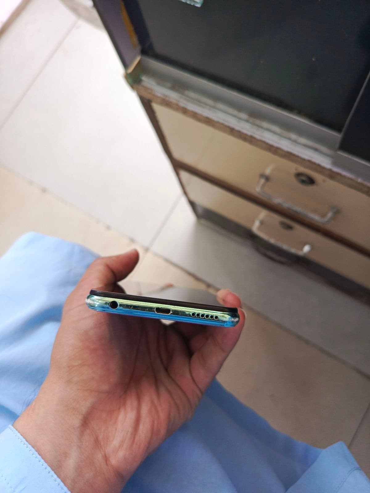 Vivo Y15 4GB / 64GB in Aqua Blue — photo 4
