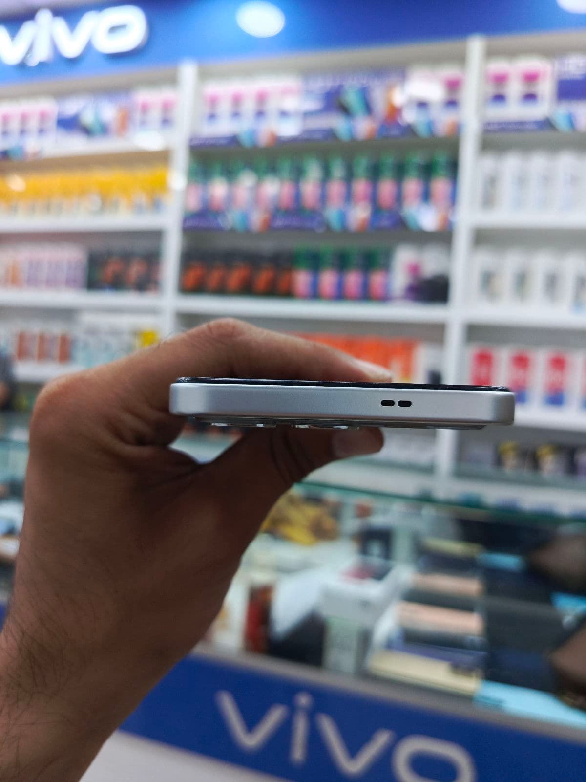 Infinix Smart 10 Plus 4GB / 128GB in Titanium Silver — photo 3