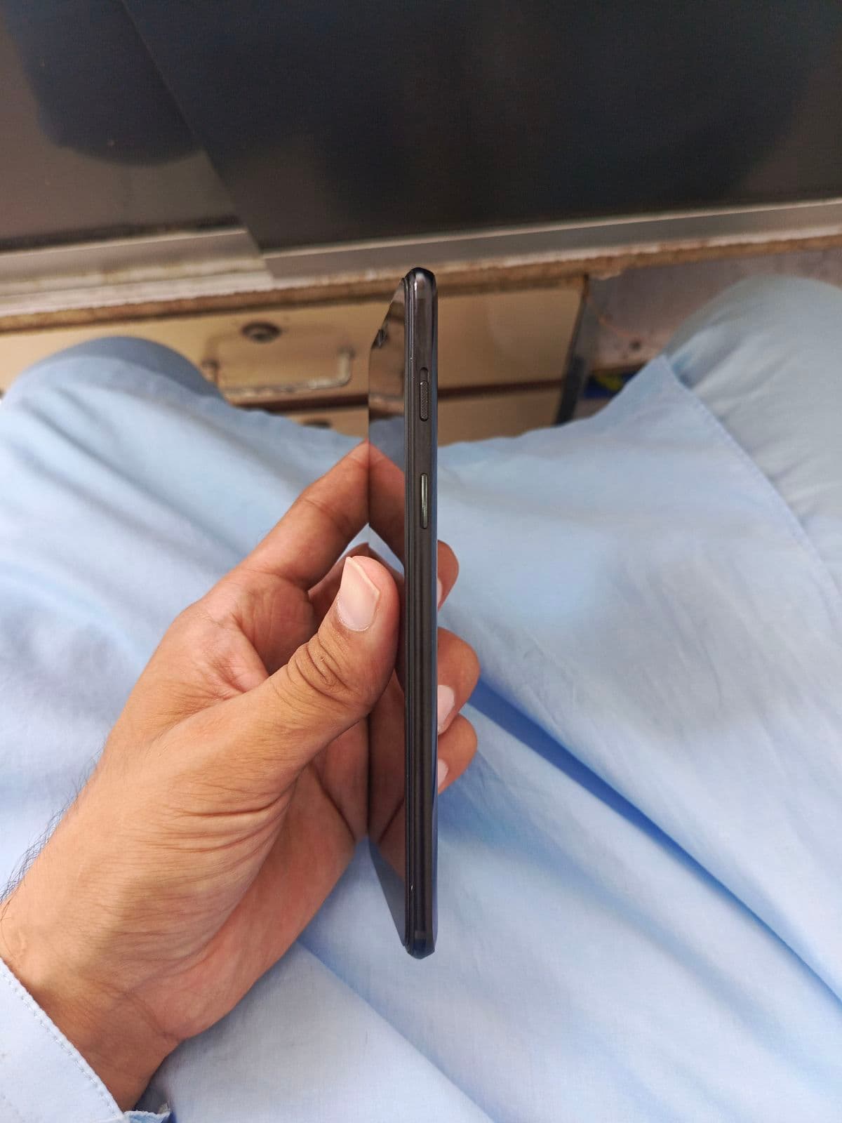 OnePlus 6 8GB / 128GB in Mirror Black — photo 2