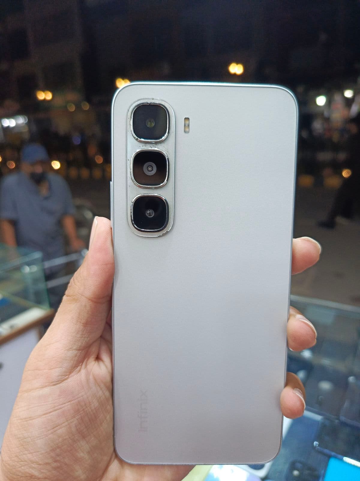 Infinix Hot 60i 6GB / 128GB in Titanium Silver — photo 1
