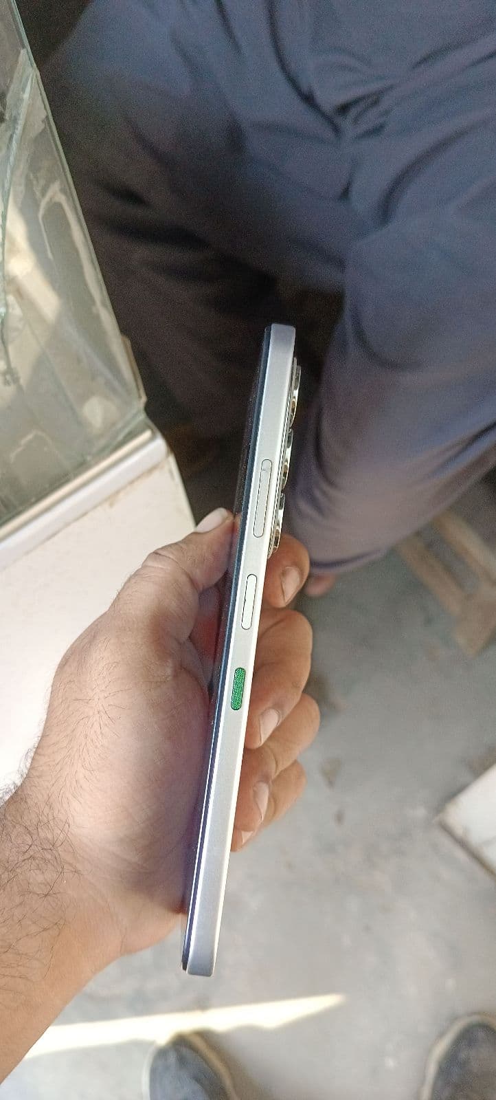 Infinix Hot 60i 6GB / 128GB in Titanium Silver — photo 4